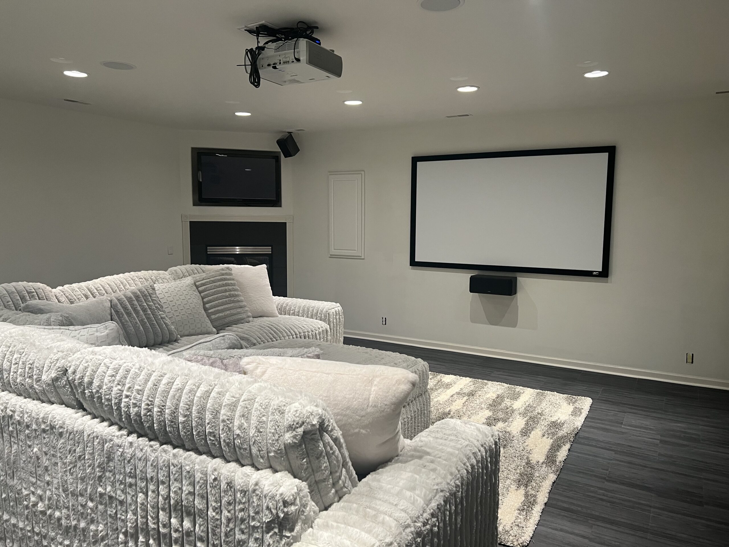 #1 TV Mounting and Installation Experts In Omaha 1 #1 TV Mounting and Installation Experts In Omaha